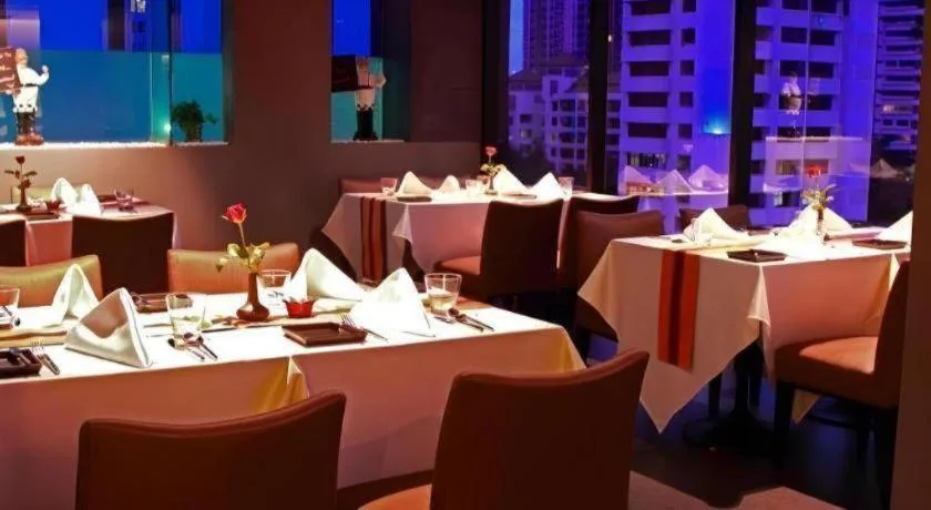 Hiptique Sukhumvit 13