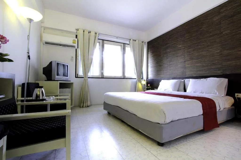 The Ratchathani Hotel