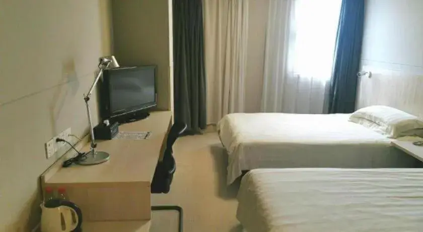 Bed in Jinjiang Inn Wuhu Fangte Tech Museum Metro Station Bed in Jinjiang Inn Wuhu Fangte Tech Museum Metro Station