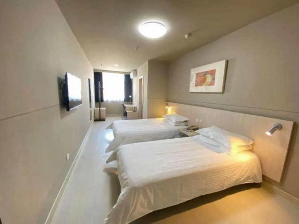 Bed in Jinjiang Inn Jinzhou Luoyang Road