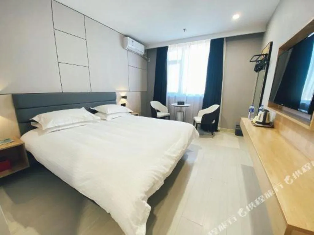 Bed in Jinjiang Inn Jinzhou Luoyang Road