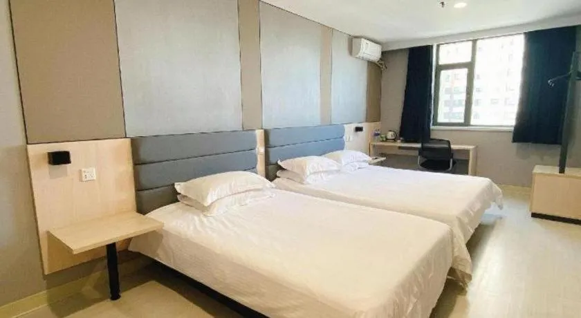 Bed in Jinjiang Inn Jinzhou Luoyang Road