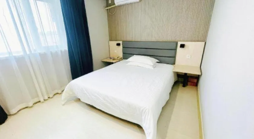 Bed in Jinjiang Inn Jinzhou Luoyang Road