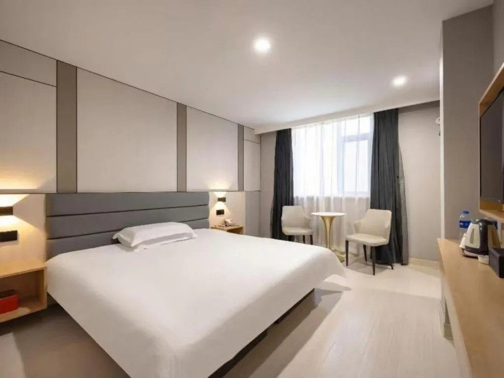 Bed in Jinjiang Inn Jinzhou Luoyang Road