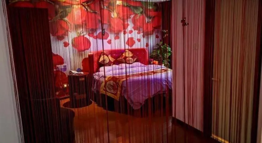 Bed in GreenTree Inn Suzhou Shengze Hotel