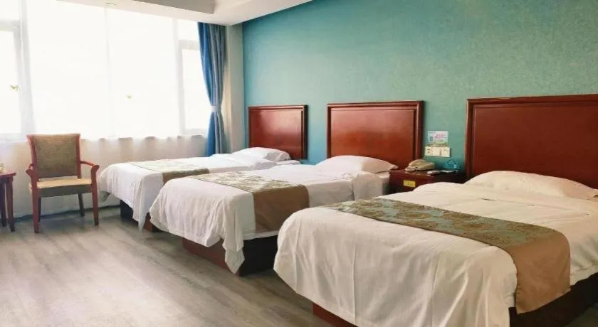 Bed in GreenTree Inn Suzhou Shengze Hotel