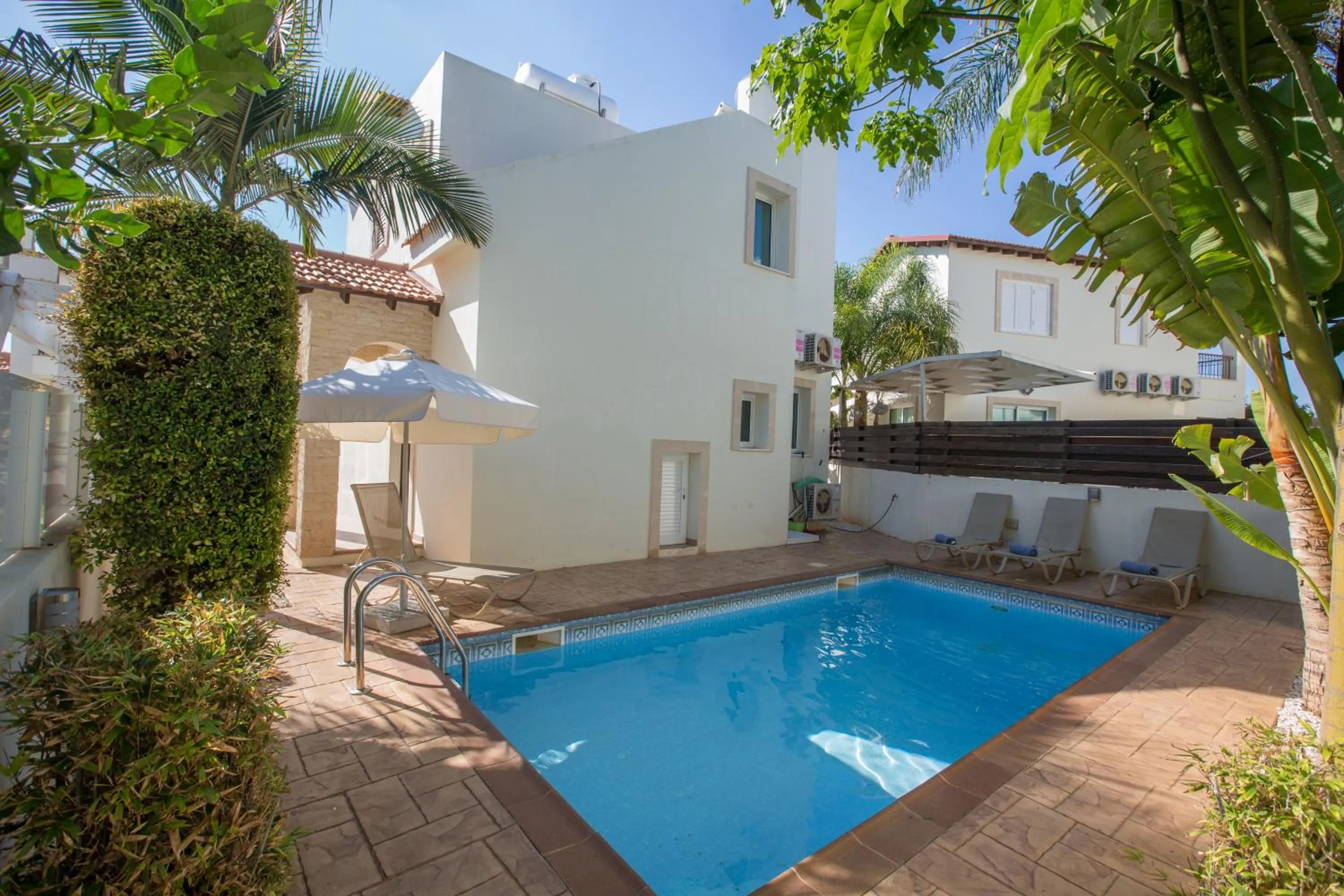 Katerina Luxury Villas