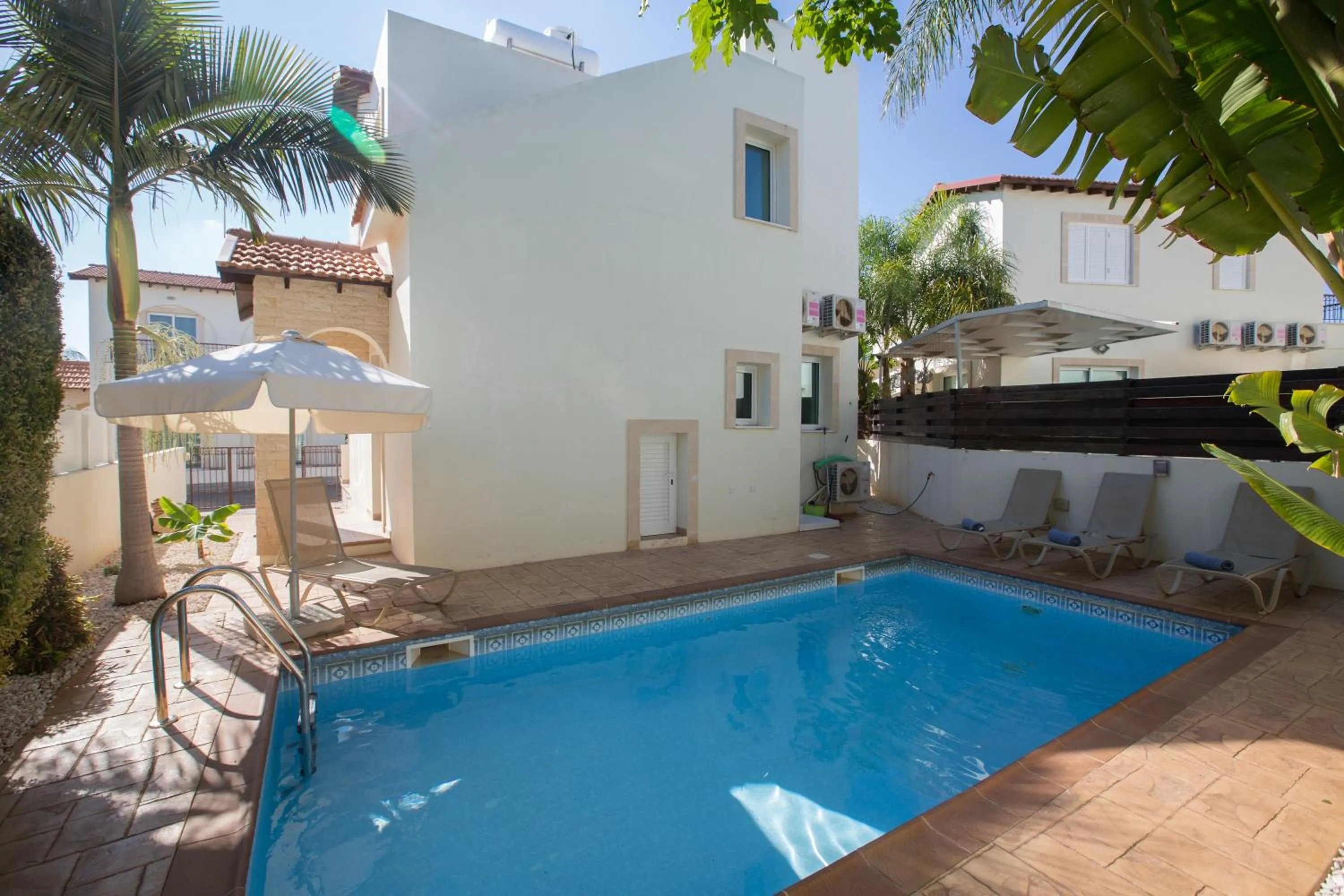 Katerina Luxury Villas