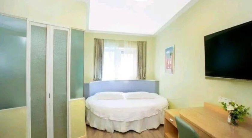 Bed in Super 8 Hotel Chengde Imperial Summer Resort