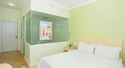 Super 8 Hotel Chengde Imperial Summer Resort