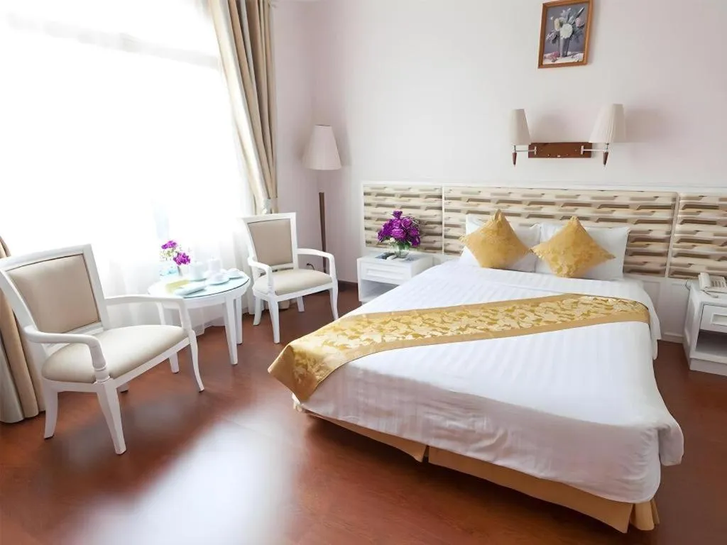 Bed in Cong Doan Viet Nam Hotel