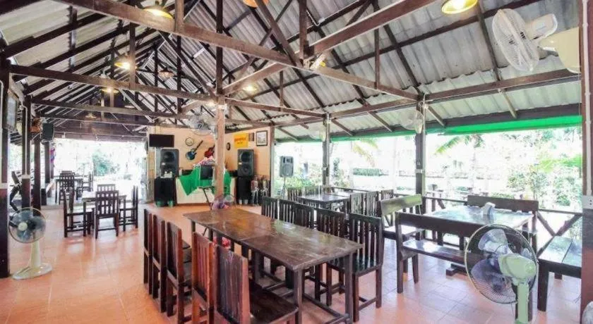 OYO 606 Baan Suansabai Pleanpanmai Resort Amphawa