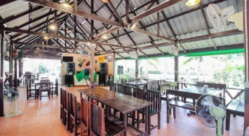 OYO 606 Baan Suansabai Pleanpanmai Resort Amphawa