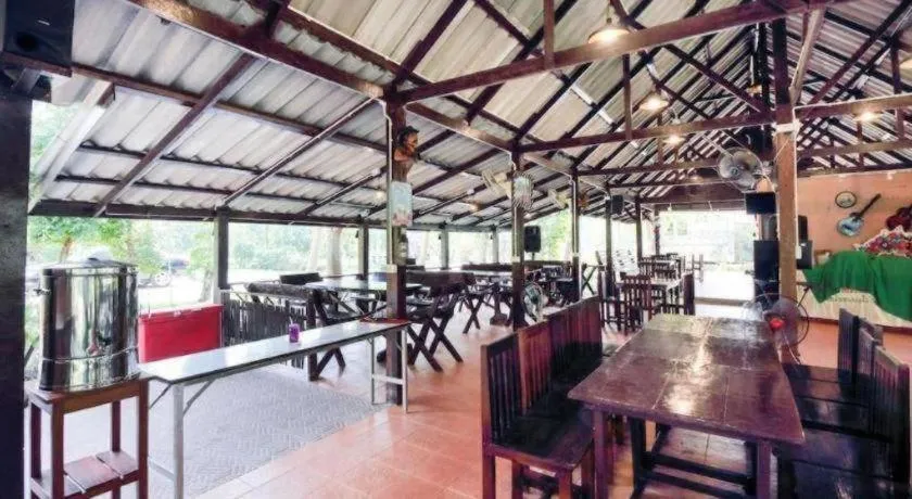 OYO 606 Baan Suansabai Pleanpanmai Resort Amphawa