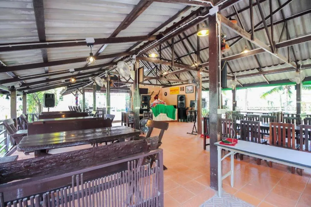 OYO 606 Baan Suansabai Pleanpanmai Resort Amphawa