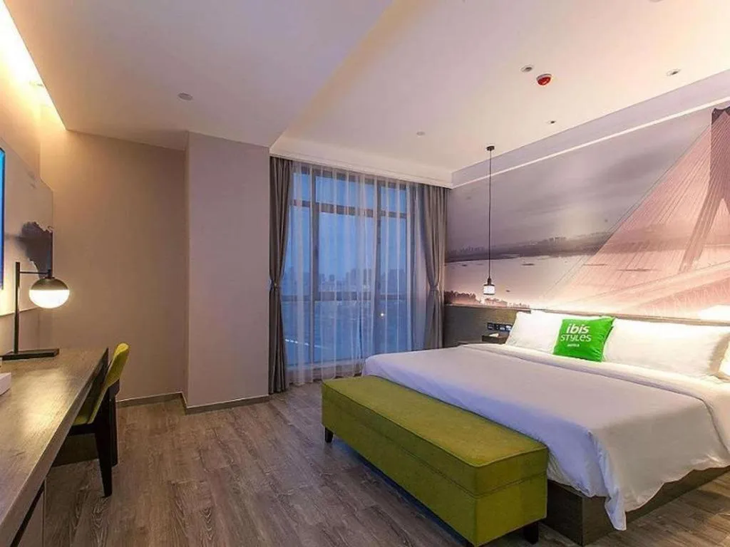 Bed in ibis Styles Wuhan Optics Valley Square Hotel