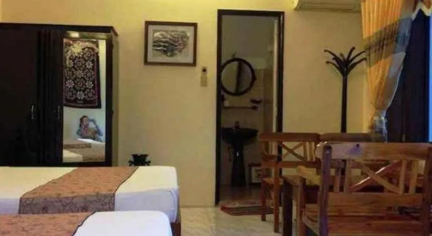 Bed in Dong Loi Hotel