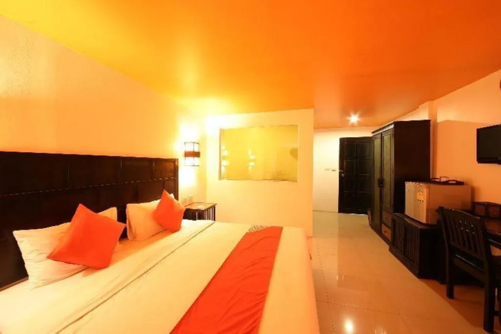 Bed in Patong Station House