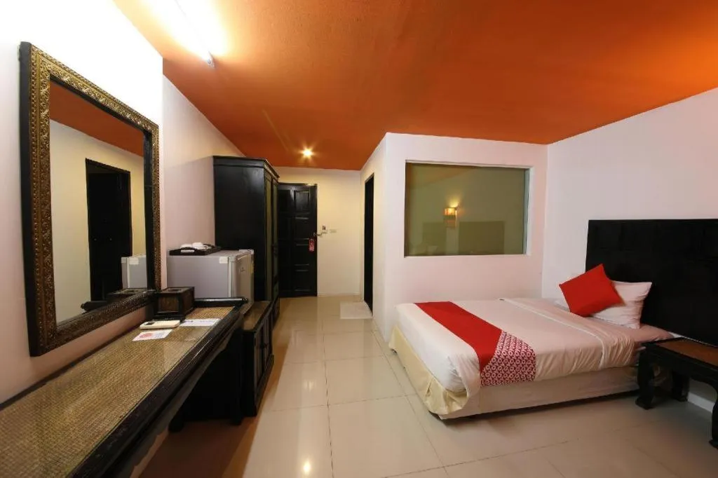 Bed in Patong Station House