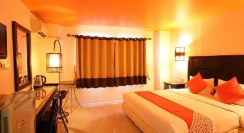 Bed in Patong Station House