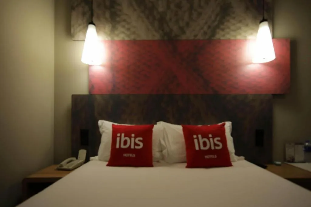 Bed in Ibis Shanghai Expo Dongming Road Metro Station