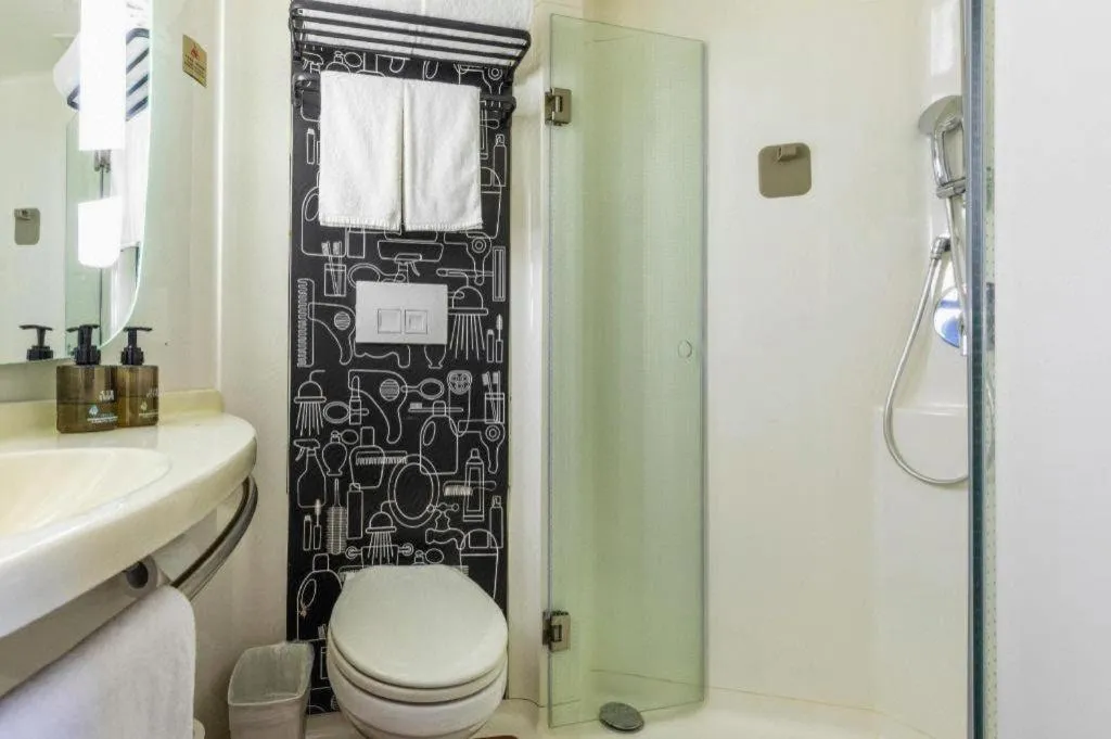 Ibis Shanghai Expo Dongming Road Metro Station