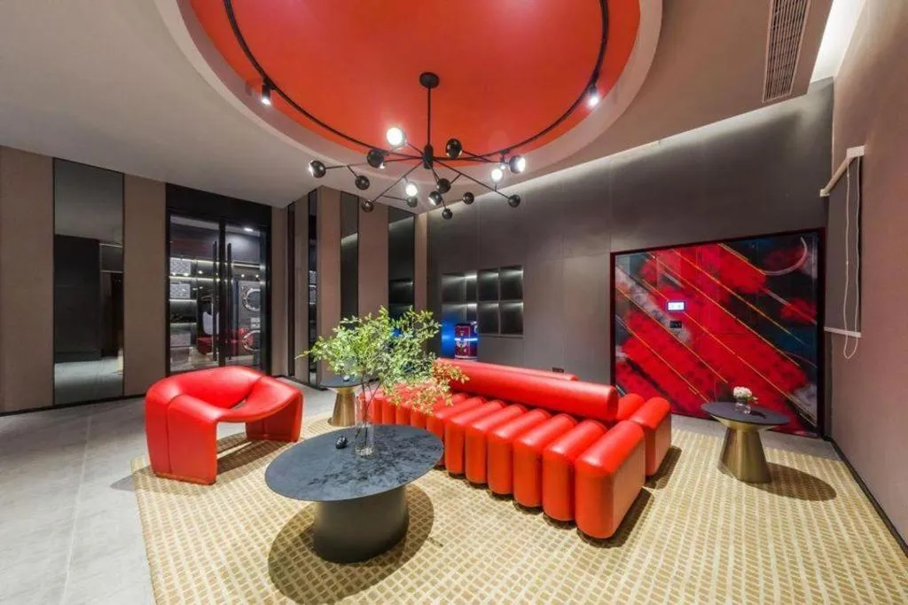 Ibis Shanghai Expo Dongming Road Metro Station