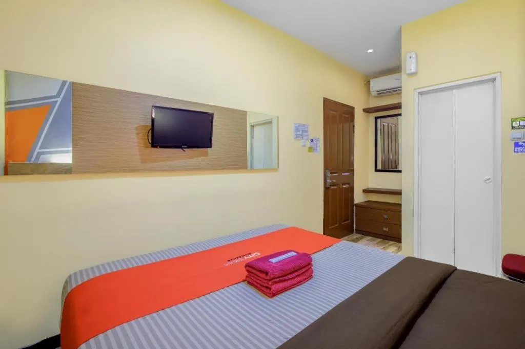 Bed in City Icon Residence