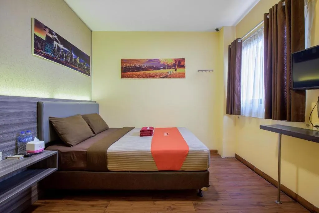 Bed in City Icon Residence