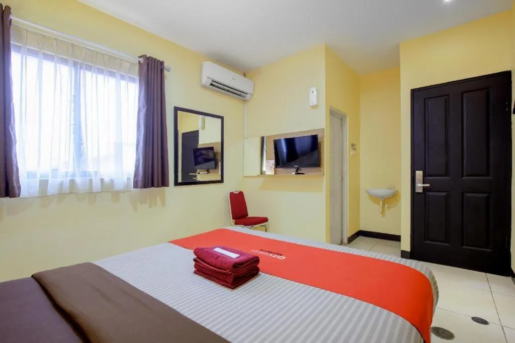 Bed in City Icon Residence