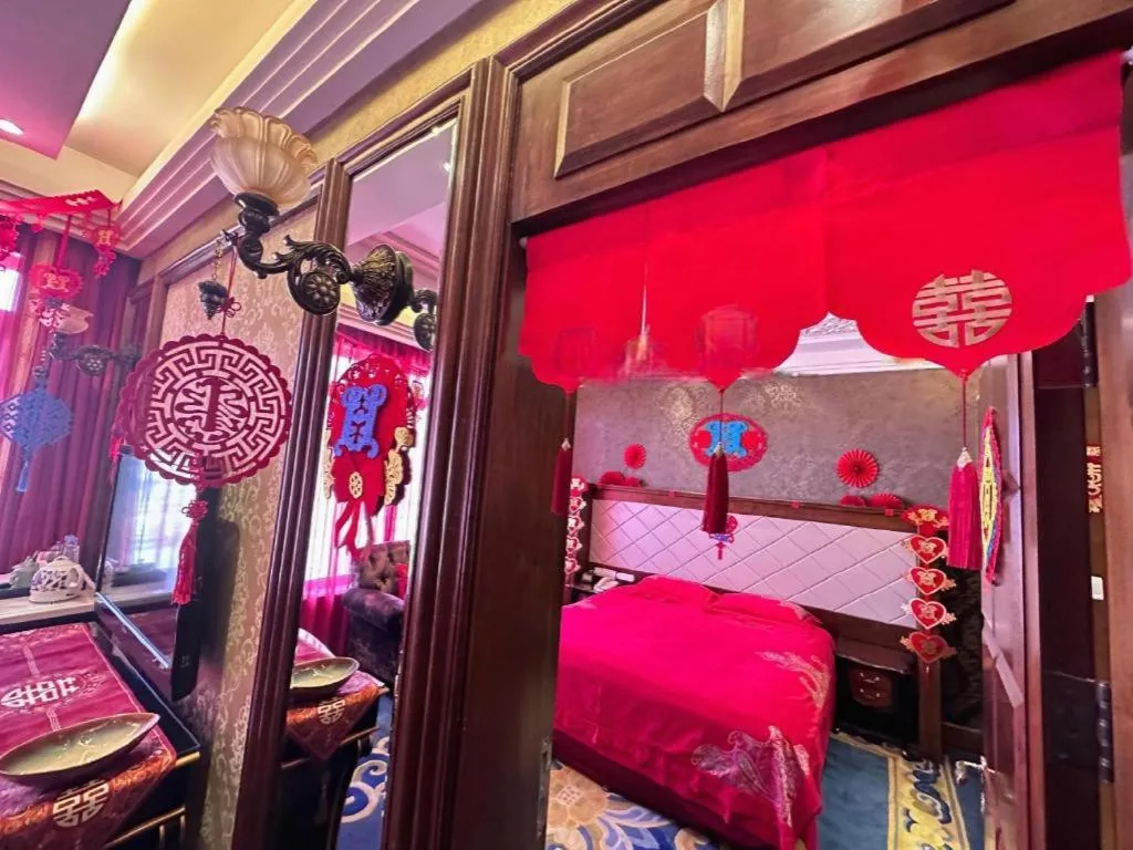 Bed in Hohhot Inner Mongolia Hotel