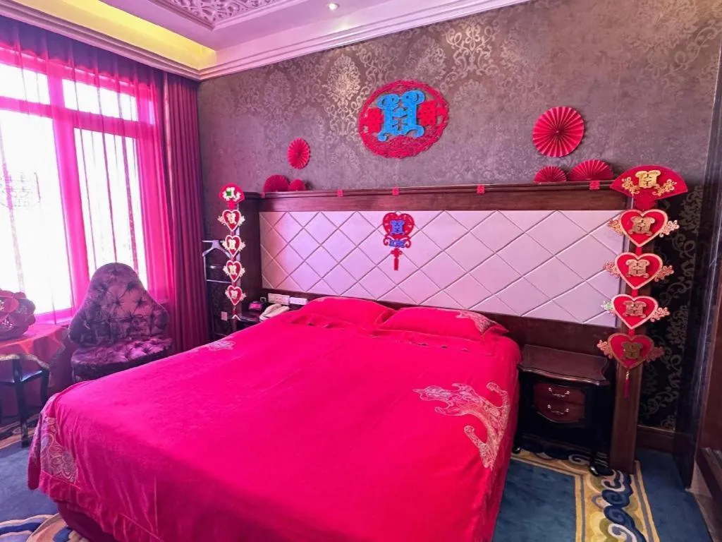 Bed in Hohhot Inner Mongolia Hotel