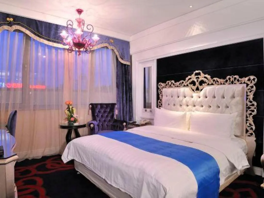 Bed in Hohhot Inner Mongolia Hotel