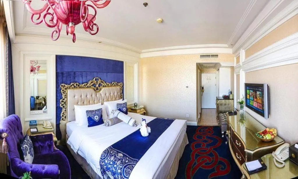 Bed in Hohhot Inner Mongolia Hotel