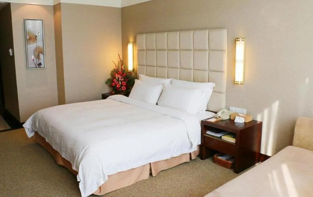 Bed in Best Western Plus Fuzhou Fortune Hotel