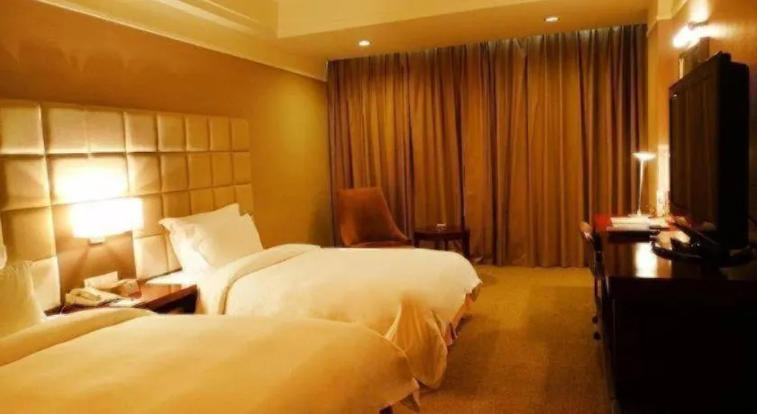 Bed in Best Western Plus Fuzhou Fortune Hotel