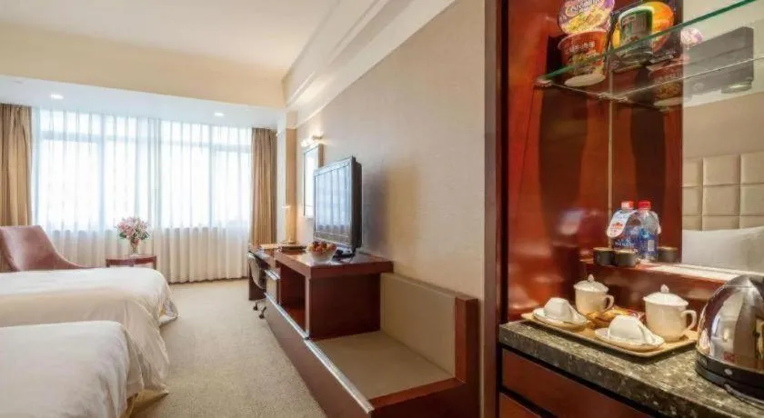 Bed in Best Western Plus Fuzhou Fortune Hotel