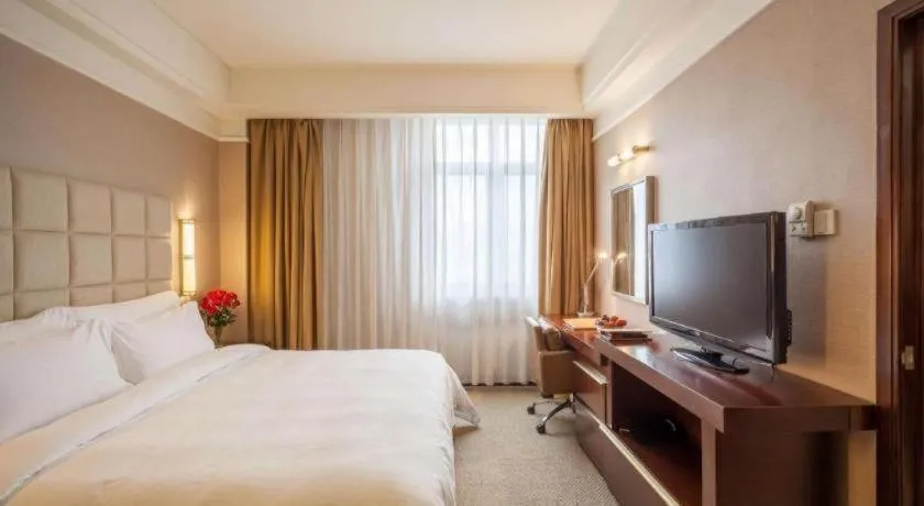 Bed in Best Western Plus Fuzhou Fortune Hotel