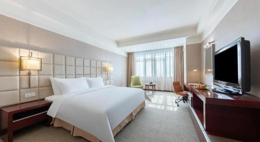 Bed in Best Western Plus Fuzhou Fortune Hotel