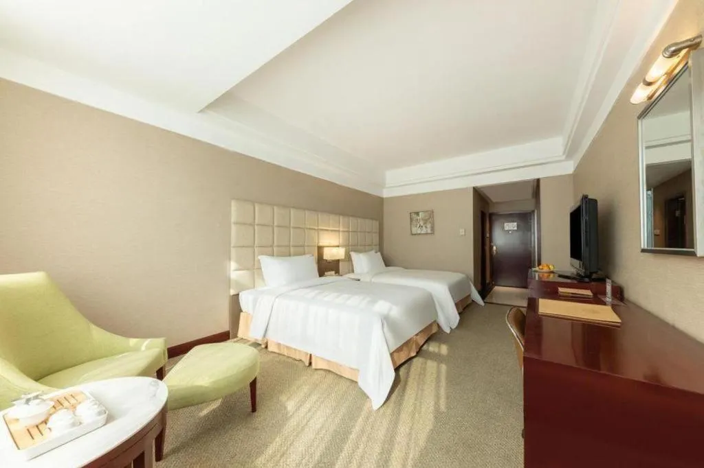 Bed in Best Western Plus Fuzhou Fortune Hotel