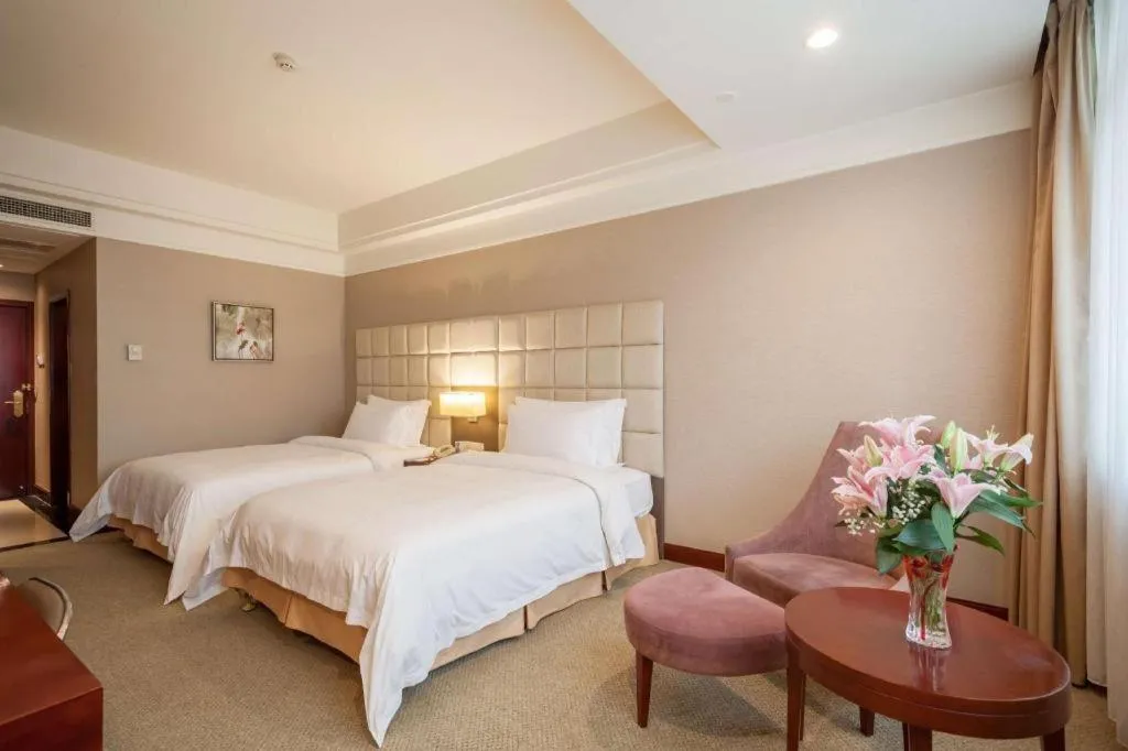 Bed in Best Western Plus Fuzhou Fortune Hotel