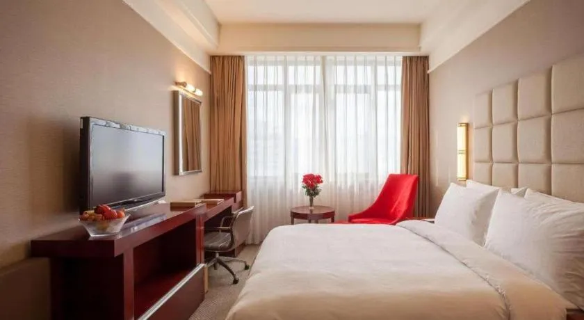 Bed in Best Western Plus Fuzhou Fortune Hotel