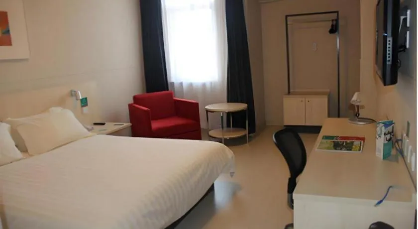 Bed in Jinjiang Inn Tianjin South Station