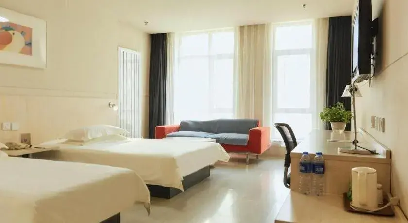 Bed in Jinjiang Inn Baotou Saihan Tara Park Youyi Street Bed in Jinjiang Inn Baotou Saihan Tara Park Youyi Street