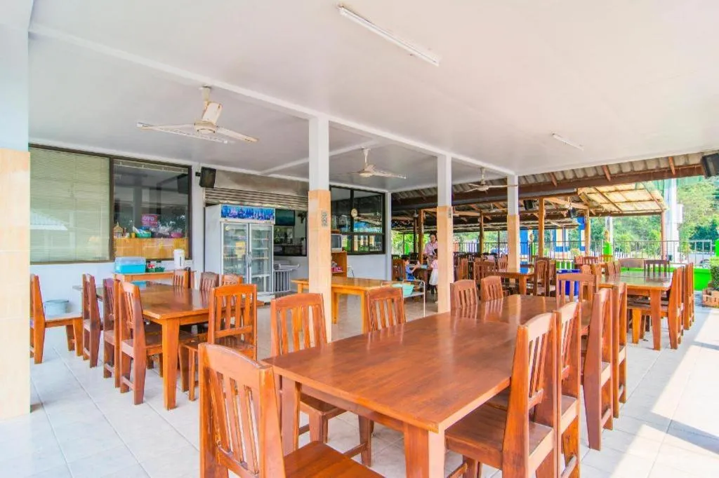 OYO 658 Peamsook​ Resort​