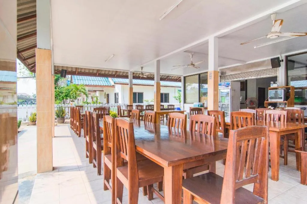 OYO 658 Peamsook​ Resort​