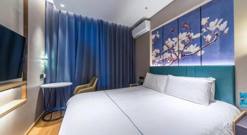 Bed in Jinjiang Inn Jinan Shimao Kuanhouli Quancheng Road