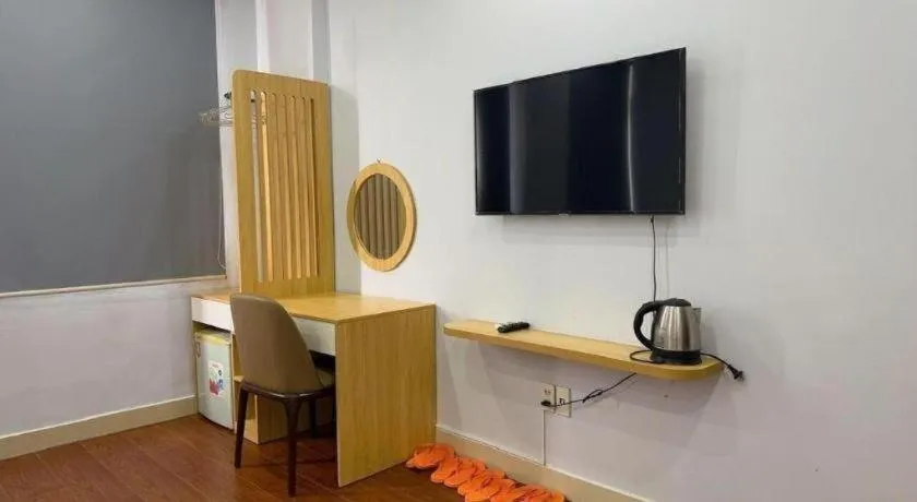 Tuan Viet Hotel Dinh Tien Hoang