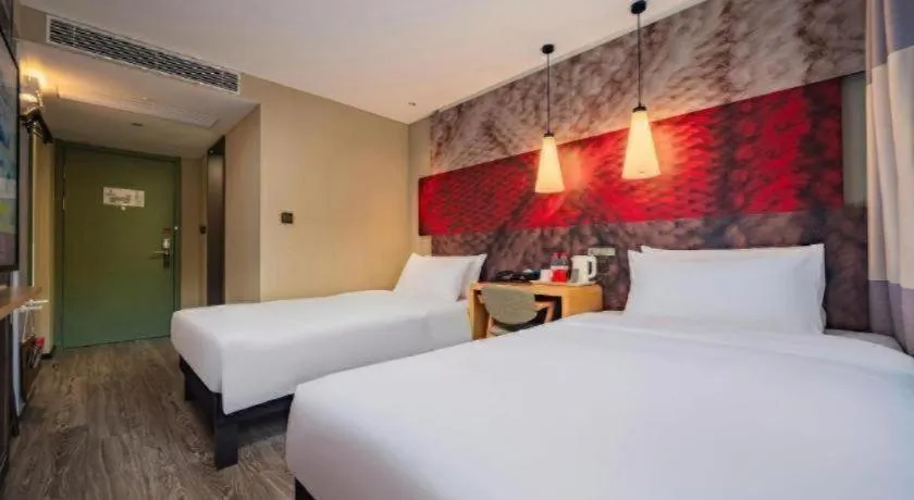 Bed in Ibis Chengdu Yongfeng Hotel