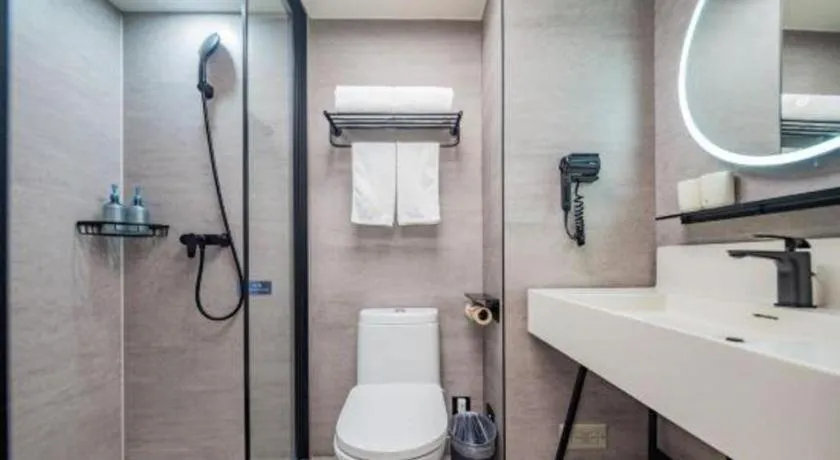 Ibis Chengdu Yongfeng Hotel